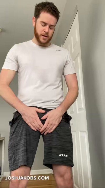 Watch Daddy Josh's leaked NSFW video on TwXstars