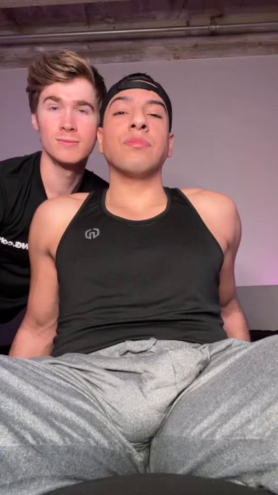 Watch Chris Stewart's leaked NSFW video on TwXstars