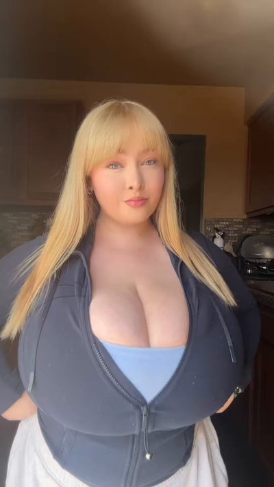 Watch tallyberry's leaked NSFW video on TwXstars