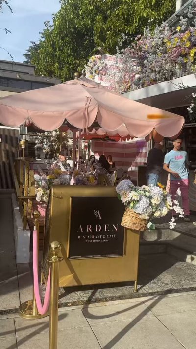 Watch 𝑆𝐼𝐸𝑁𝑁𝐴 𝑊𝐸𝑆𝑇's leaked NSFW video on TwXstars