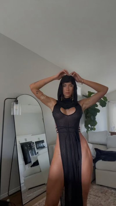 Watch bels 🧷's leaked NSFW video on TwXstars