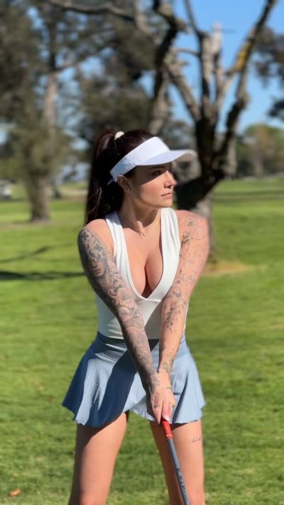 Watch Adria Rae's leaked NSFW video on TwXstars