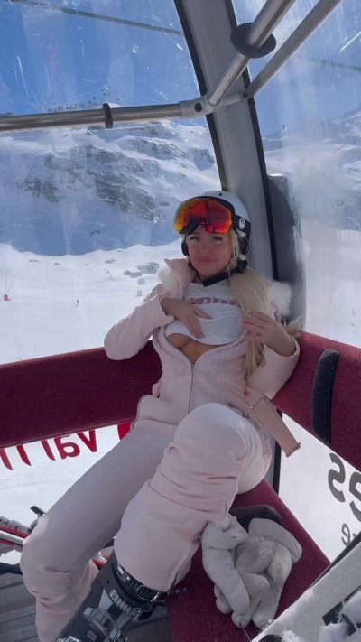 Watch Belle Olivia's leaked NSFW video on TwXstars