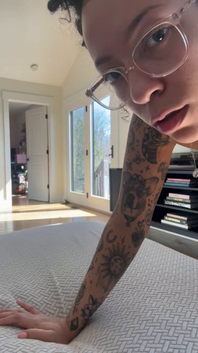 Watch liv 👽 (18+)'s leaked NSFW video on TwXstars