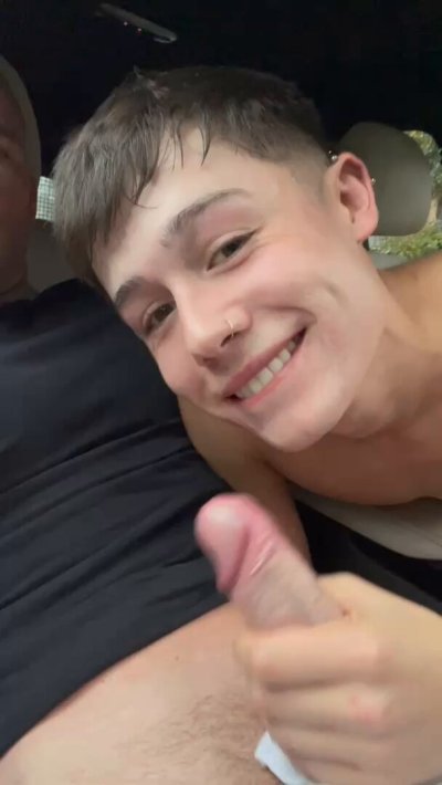 Watch Billy Essex's leaked NSFW video on TwXstars