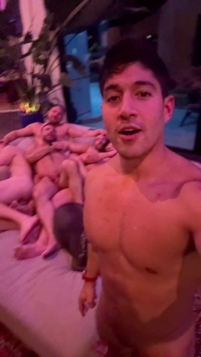 Watch Paco Colombiano ✈️ World Pride DC, 6/4-6/9✈️'s leaked NSFW video on TwXstars