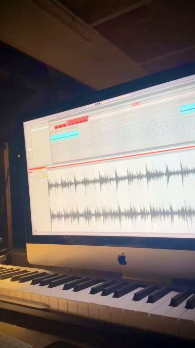 Watch Sophie choeur (Rockinbabe) 🎸🔞's leaked NSFW video on TwXstars