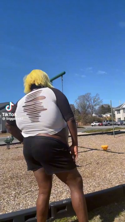 Watch DIOR🖤's leaked NSFW video on TwXstars