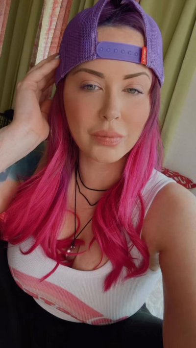 Watch Emi Addison's leaked NSFW video on TwXstars