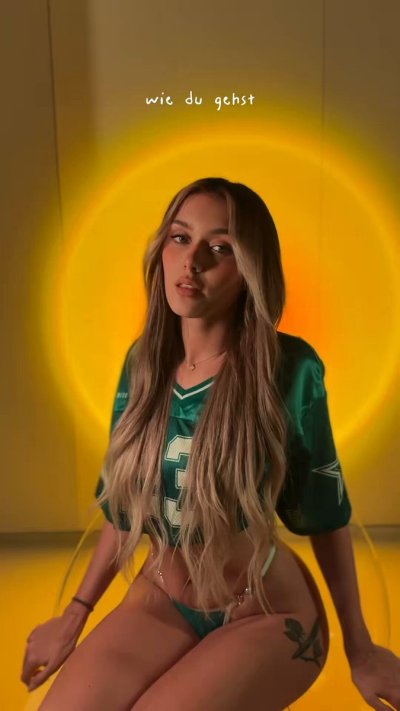 Watch gwendo⟡˖ ࣪'s leaked NSFW video on TwXstars