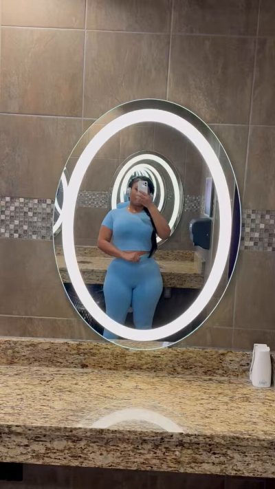 Watch 🖤's leaked NSFW video on TwXstars