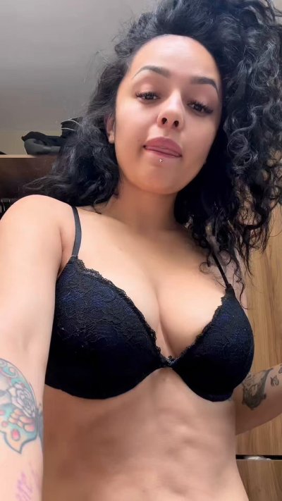 Watch Helena Danae's leaked NSFW video on TwXstars