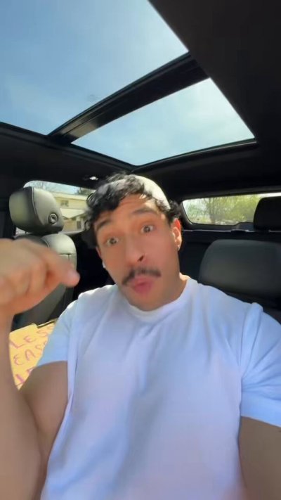 Watch Osvaldo Mireles 👨🏻's leaked NSFW video on TwXstars