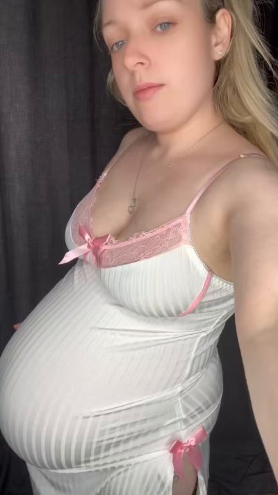 Watch MastersLBS's leaked NSFW video on TwXstars