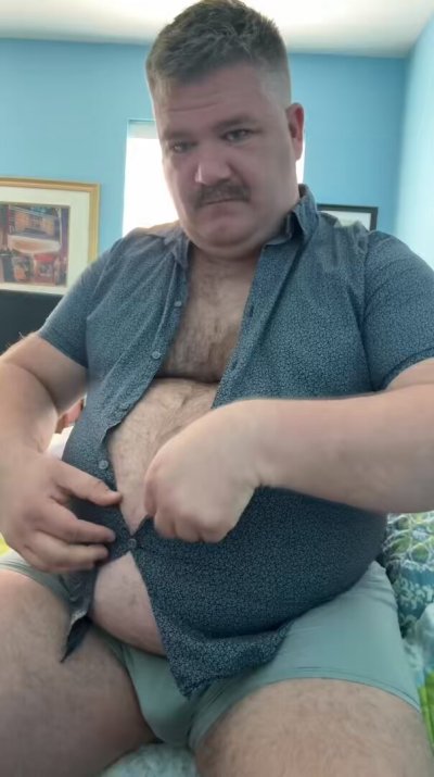 Watch Fatboybey's leaked NSFW video on TwXstars