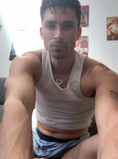 Watch Kane Fox 🦊's leaked NSFW video on TwXstars