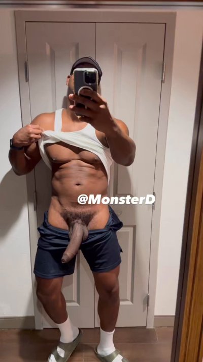 Watch MonsterD's leaked NSFW video on TwXstars