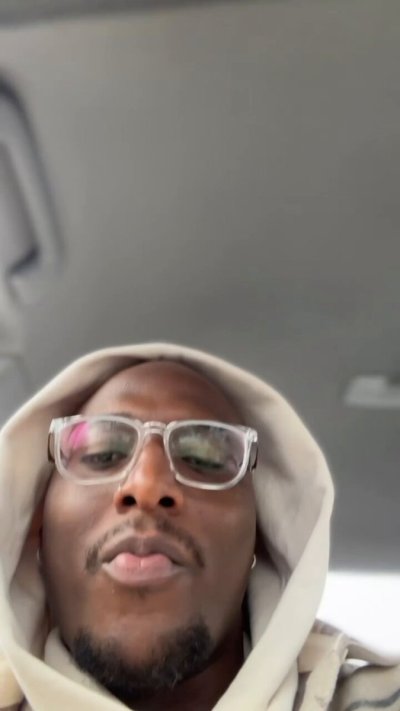 Watch Big Papa 🐻's leaked NSFW video on TwXstars