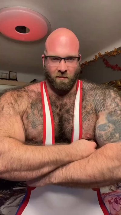 Watch hairy_musclebear's leaked NSFW video on TwXstars