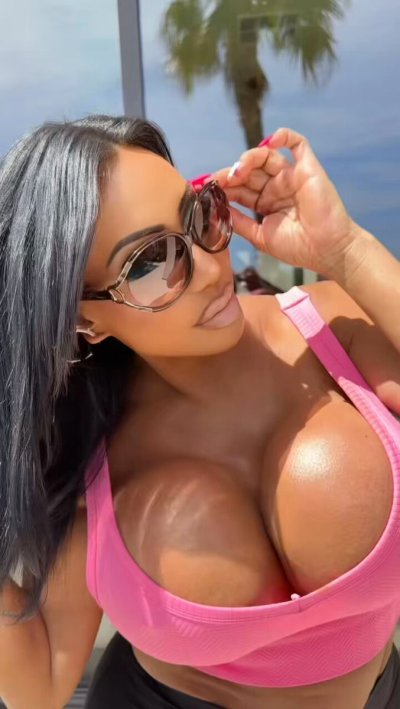 Watch Ava Devine Official's leaked NSFW video on TwXstars