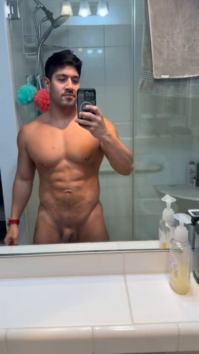 Watch Paco Colombiano ✈️ World Pride DC, 6/4-6/9✈️'s leaked NSFW video on TwXstars