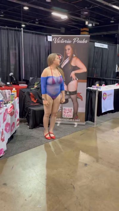 Watch Maria May 💜's leaked NSFW video on TwXstars