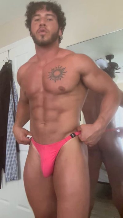 Watch JohnBronco's leaked NSFW video on TwXstars