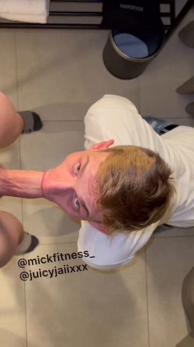 Watch mickfitness's leaked NSFW video on TwXstars