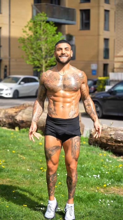 Watch Mr Exotic - 736K's leaked NSFW video on TwXstars