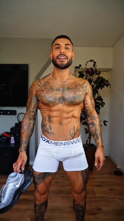 Watch Mr Exotic - 736K's leaked NSFW video on TwXstars