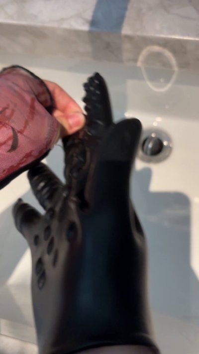 Watch Rules's leaked NSFW video on TwXstars