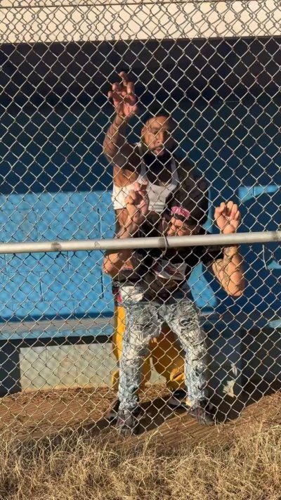 Watch King Khi Lavene's leaked NSFW video on TwXstars