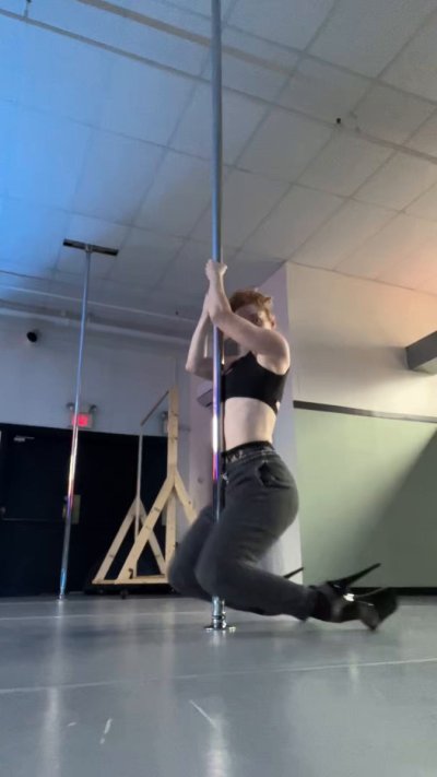 Watch Amy Ginger Hart's leaked NSFW video on TwXstars