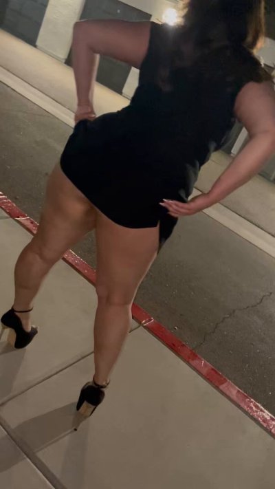 Watch HotWifeAmara's leaked NSFW video on TwXstars