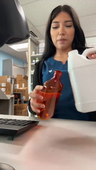 Watch DJ Kam Bennett's leaked NSFW video on TwXstars