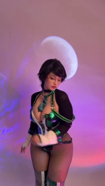 Watch LunaticalWitch's leaked NSFW video on TwXstars