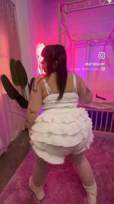 Watch ♡KatTheKunt♡ ✈️ LA july28-aug4's leaked NSFW video on TwXstars