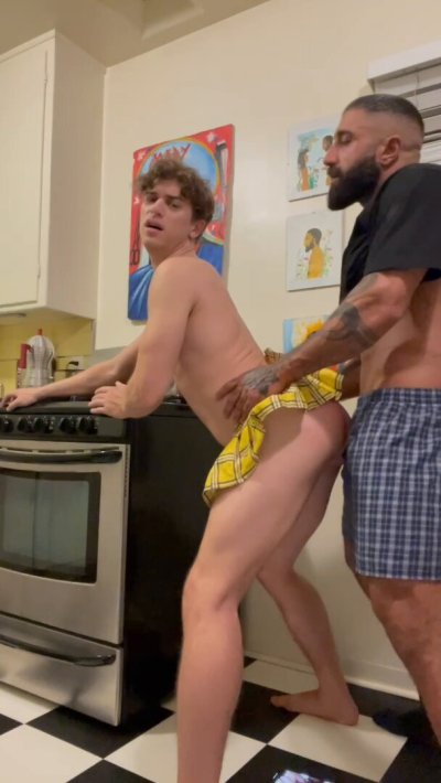 Watch Sharok's leaked NSFW video on TwXstars