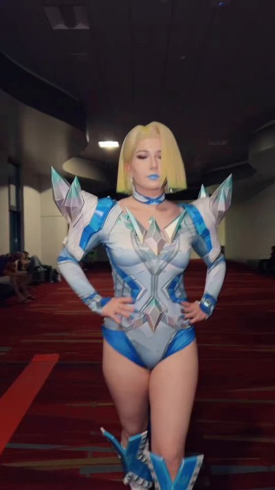 Watch Miss Kem 💖's leaked NSFW video on TwXstars