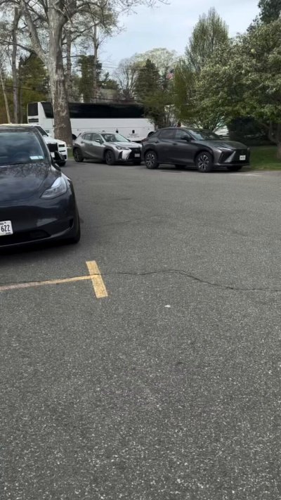 Watch DJ Kam Bennett's leaked NSFW video on TwXstars