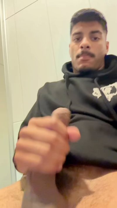 Watch Apollo Fates Official's leaked NSFW video on TwXstars