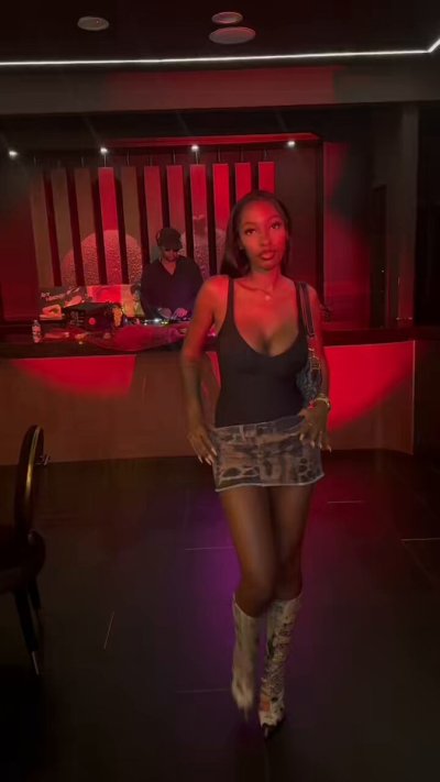 Watch TWILEYTM STAN ACCOUNT's leaked NSFW video on TwXstars