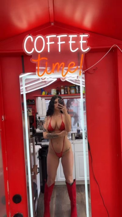 Watch Aspen's leaked NSFW video on TwXstars