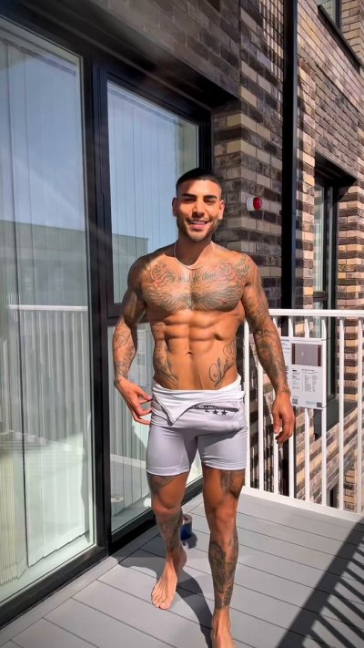 Watch Mr Exotic - 736K's leaked NSFW video on TwXstars