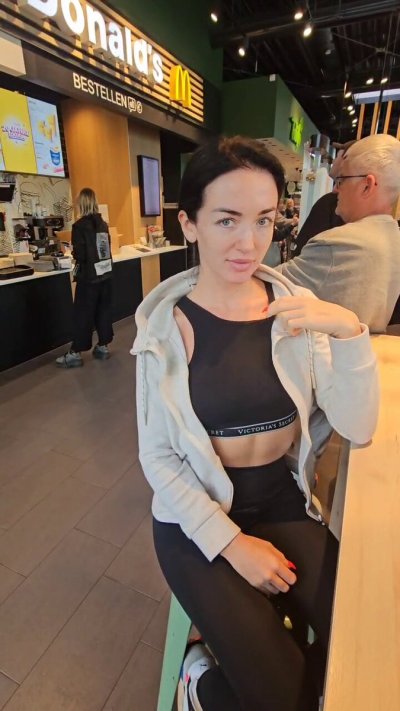 Watch Zuzu Sweet's leaked NSFW video on TwXstars