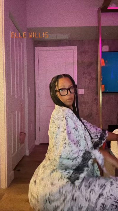 Watch Lady Luscious's leaked NSFW video on TwXstars