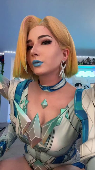 Watch Miss Kem 💖's leaked NSFW video on TwXstars