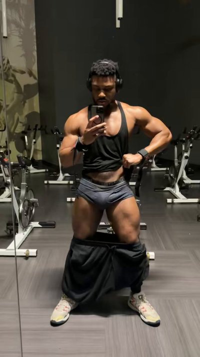 Watch Roxas's leaked NSFW video on TwXstars