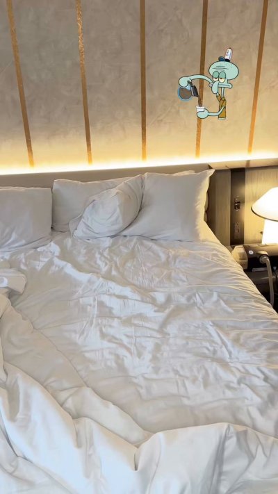 Watch Derek Bolt's leaked NSFW video on TwXstars