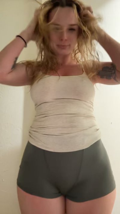 Watch 𝙿𝙸𝚇𝙰𝚁 𝙼𝙾𝙼's leaked NSFW video on TwXstars